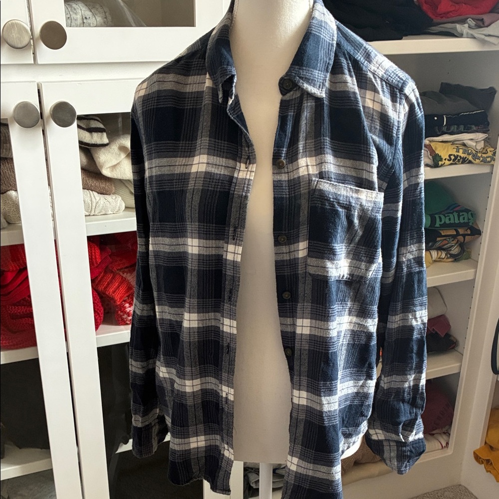 Abercrombie & Fitch Navy and White Checkered Shirt